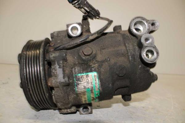 COMPRESSEUR DE CLIMATISATION OPEL - Vue 1